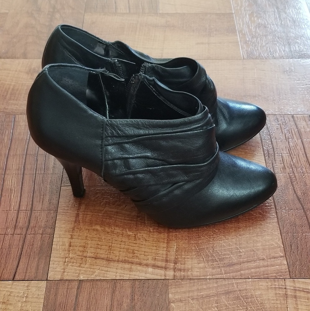 Alfani booties
